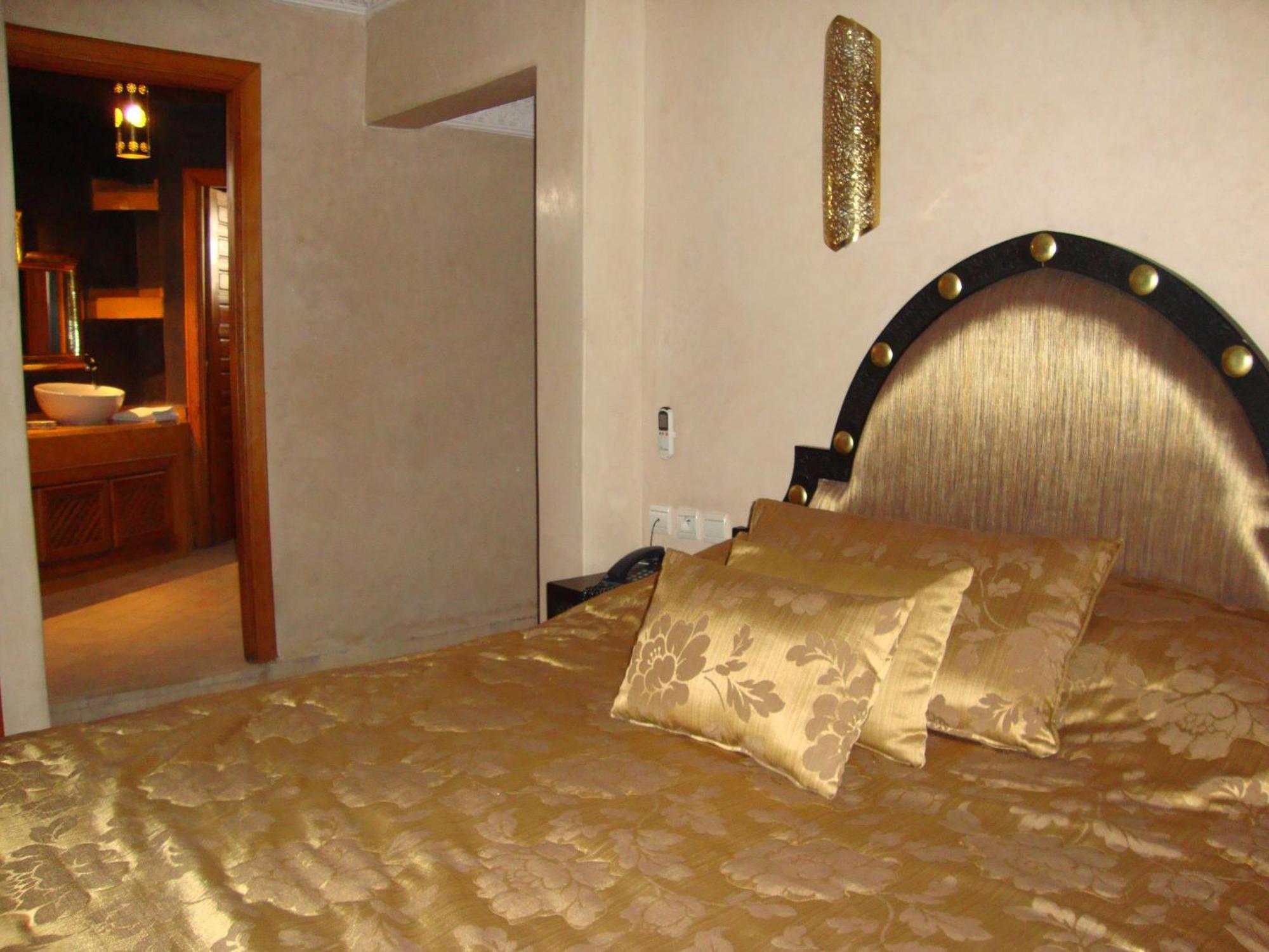 Riad Andalib Fez Buitenkant foto